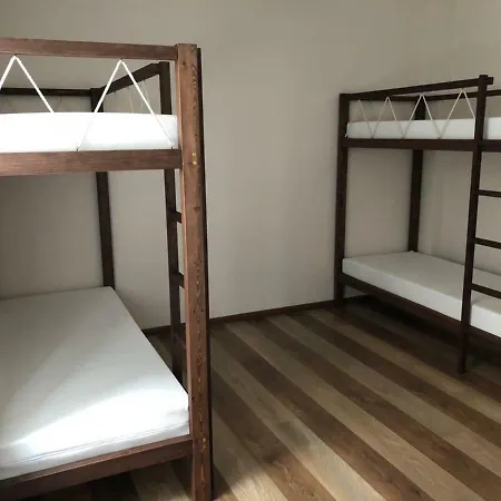 Rock'n'hostel Auberge de jeunesse *